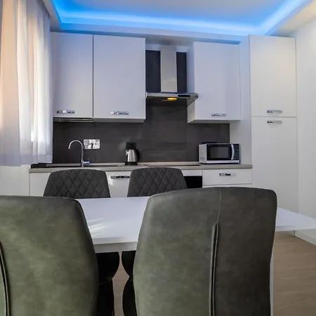 Blue Island - Luxury House